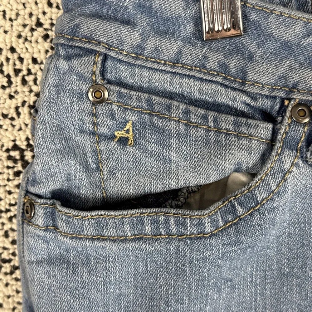 Wrangler Aura Blue Jeans Womens 12P (32 X 29)‎ Straight Leg Short Rise Western